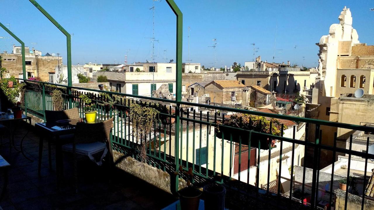 Attico Barocco Acomodação com café da manhã Lecce Exterior foto
