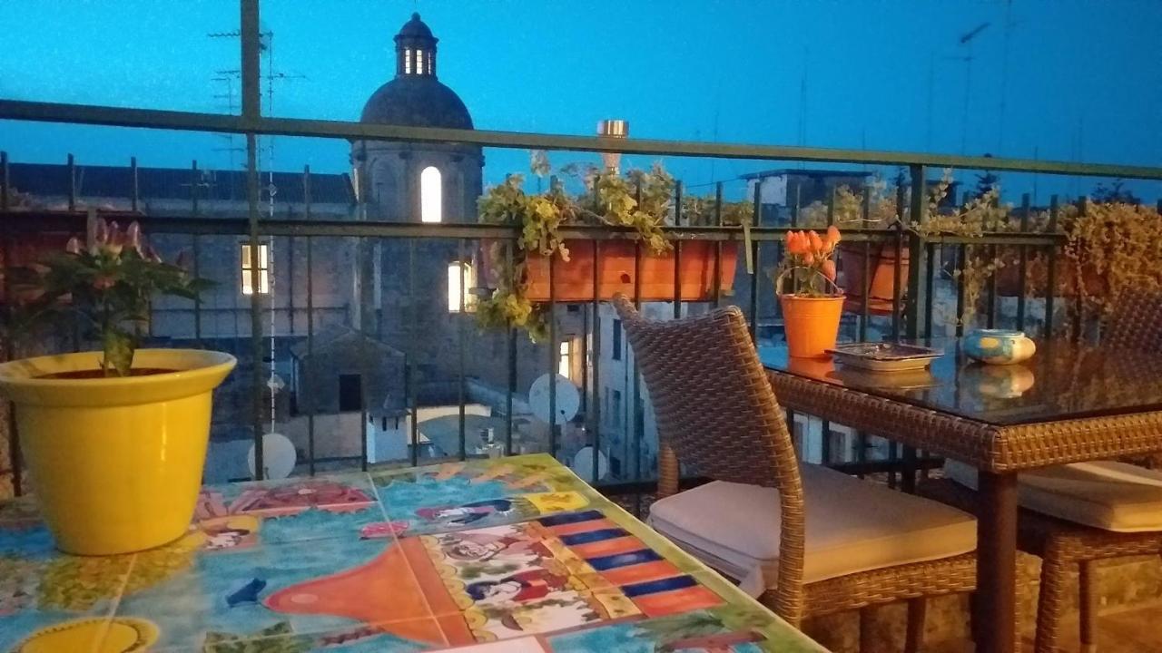 Attico Barocco Acomodação com café da manhã Lecce Exterior foto