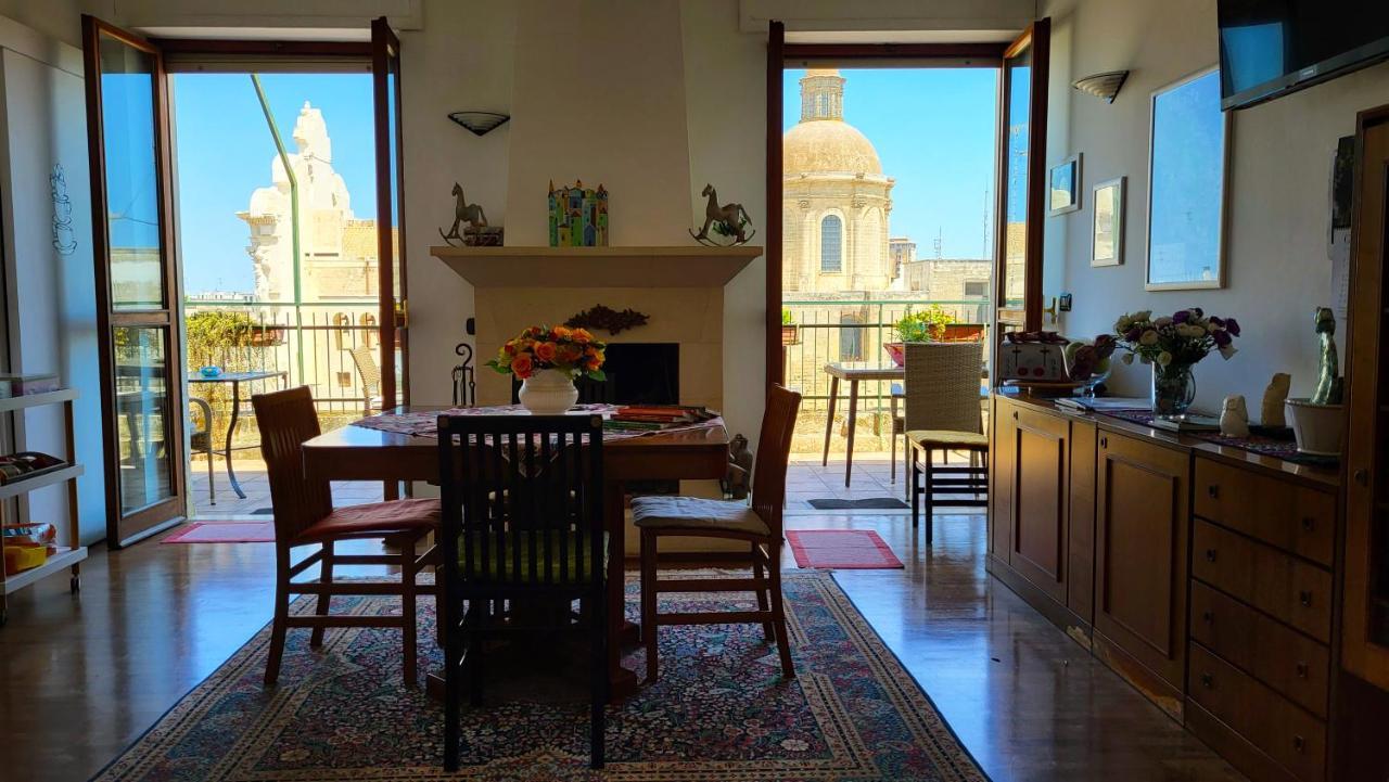 Attico Barocco Acomodação com café da manhã Lecce Exterior foto