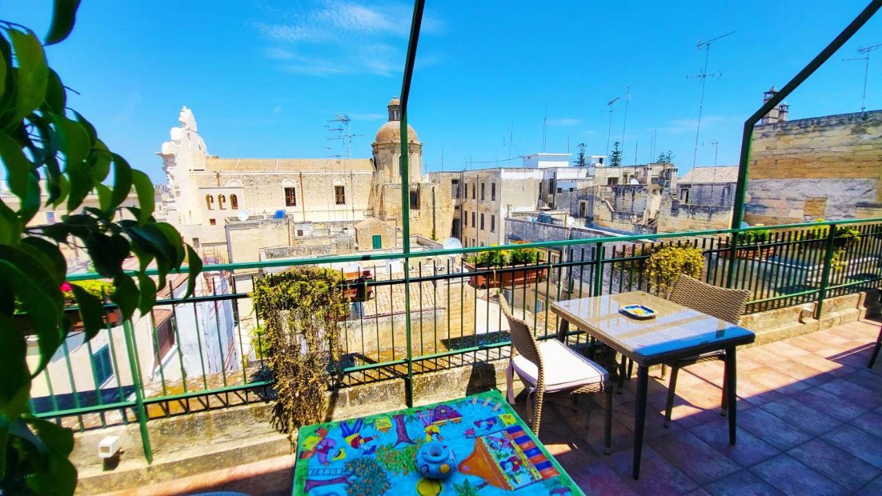 Attico Barocco Acomodação com café da manhã Lecce Exterior foto