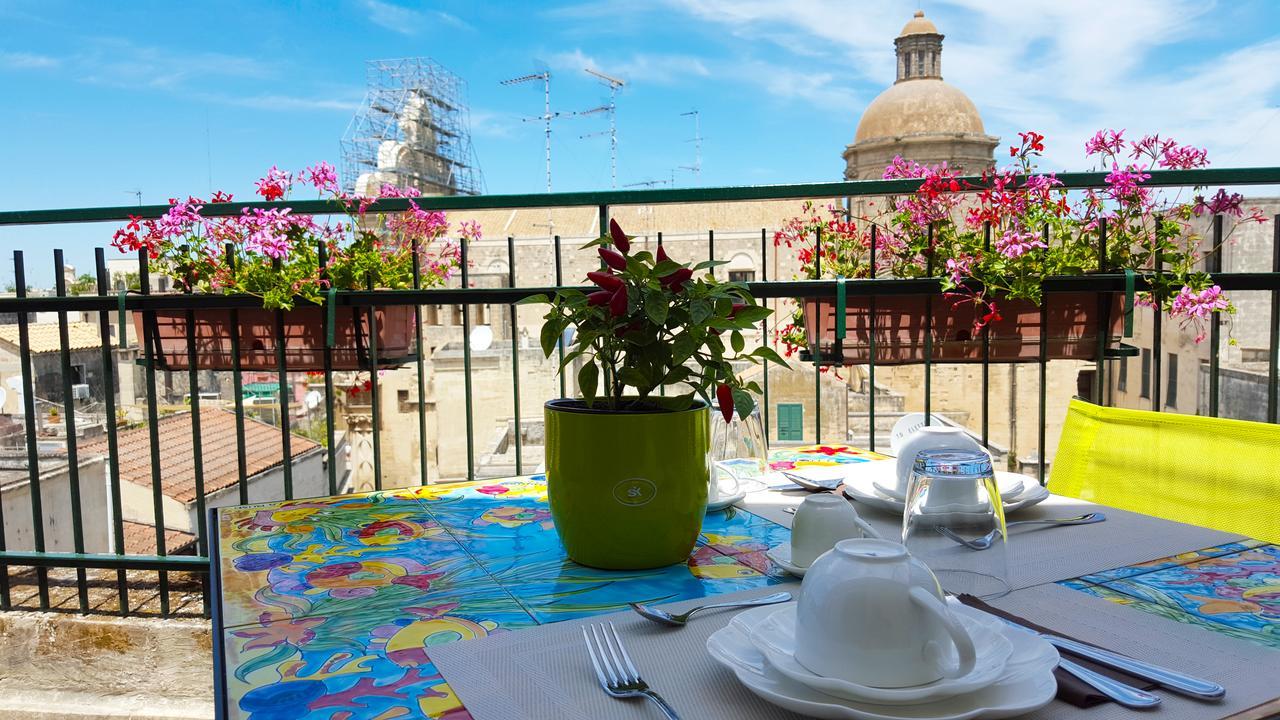 Attico Barocco Acomodação com café da manhã Lecce Exterior foto